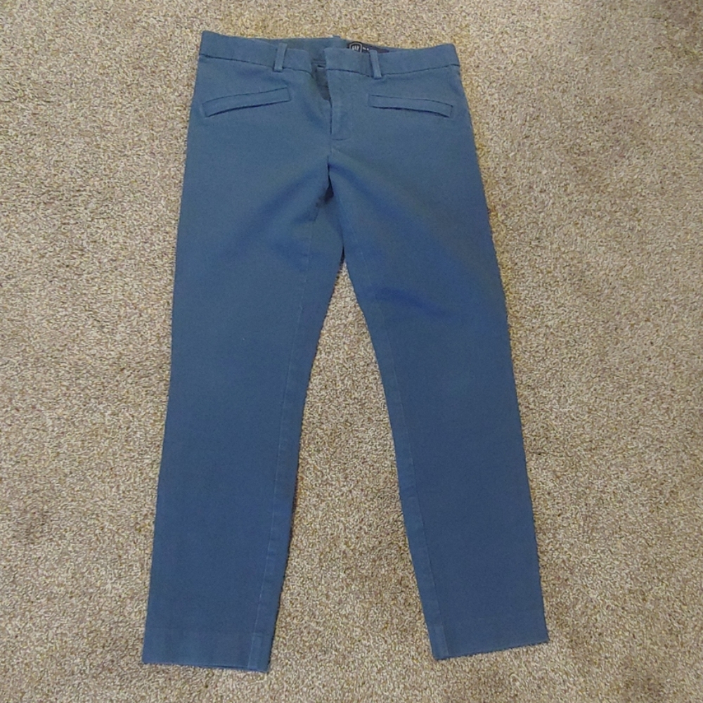 GAP office/work pants. Cropped.